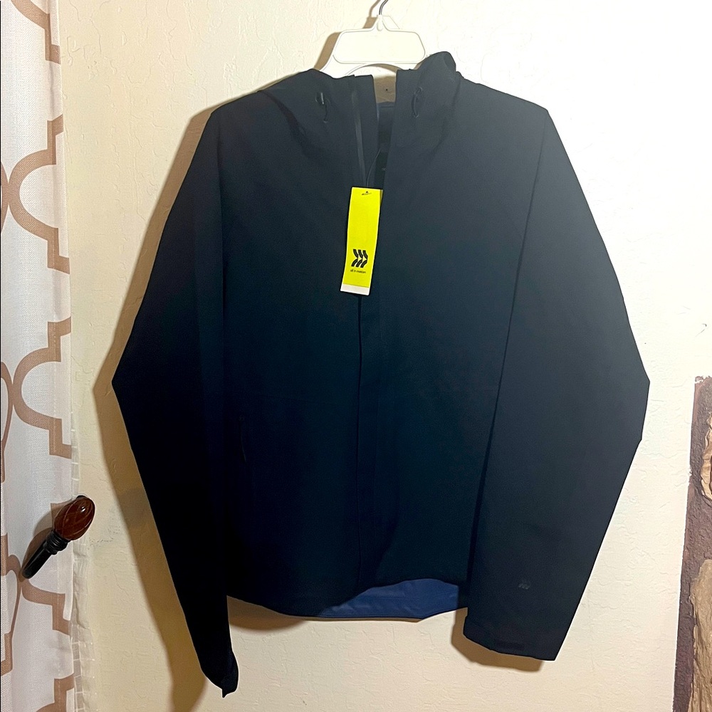 NWT All In Motion Rain Lightweight Jacket Size S